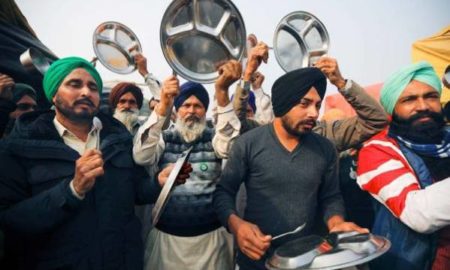 Taali Bajao protest