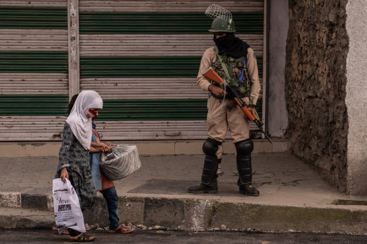 Army, restrictions, shutdown, armed forces